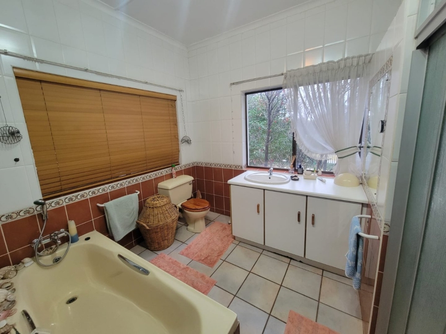 4 Bedroom Property for Sale in Suidrand Free State